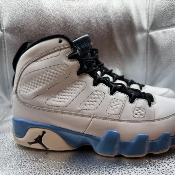 Size 8.5 - Air Jordan 9 Retro 2010 Mens Powder Blue Leather Sneakers 302370-103 - Picture 2 of 10
